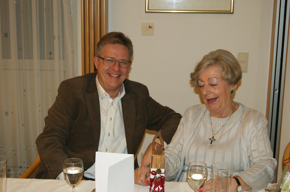 Eine Frau und ein Mann