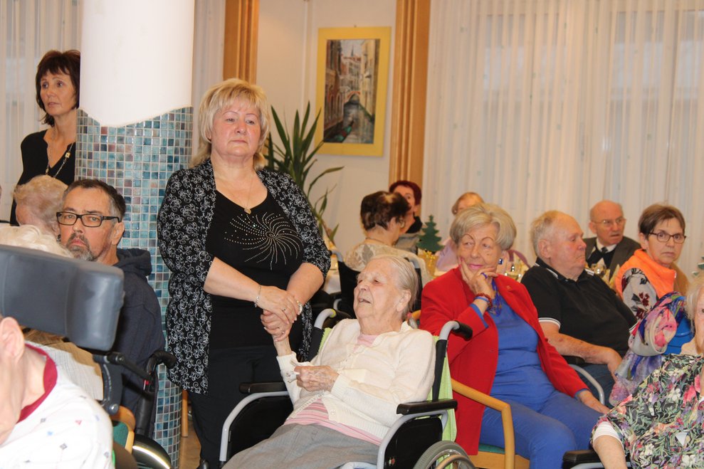 Bewohnerinnen und Bewohner, Gäste