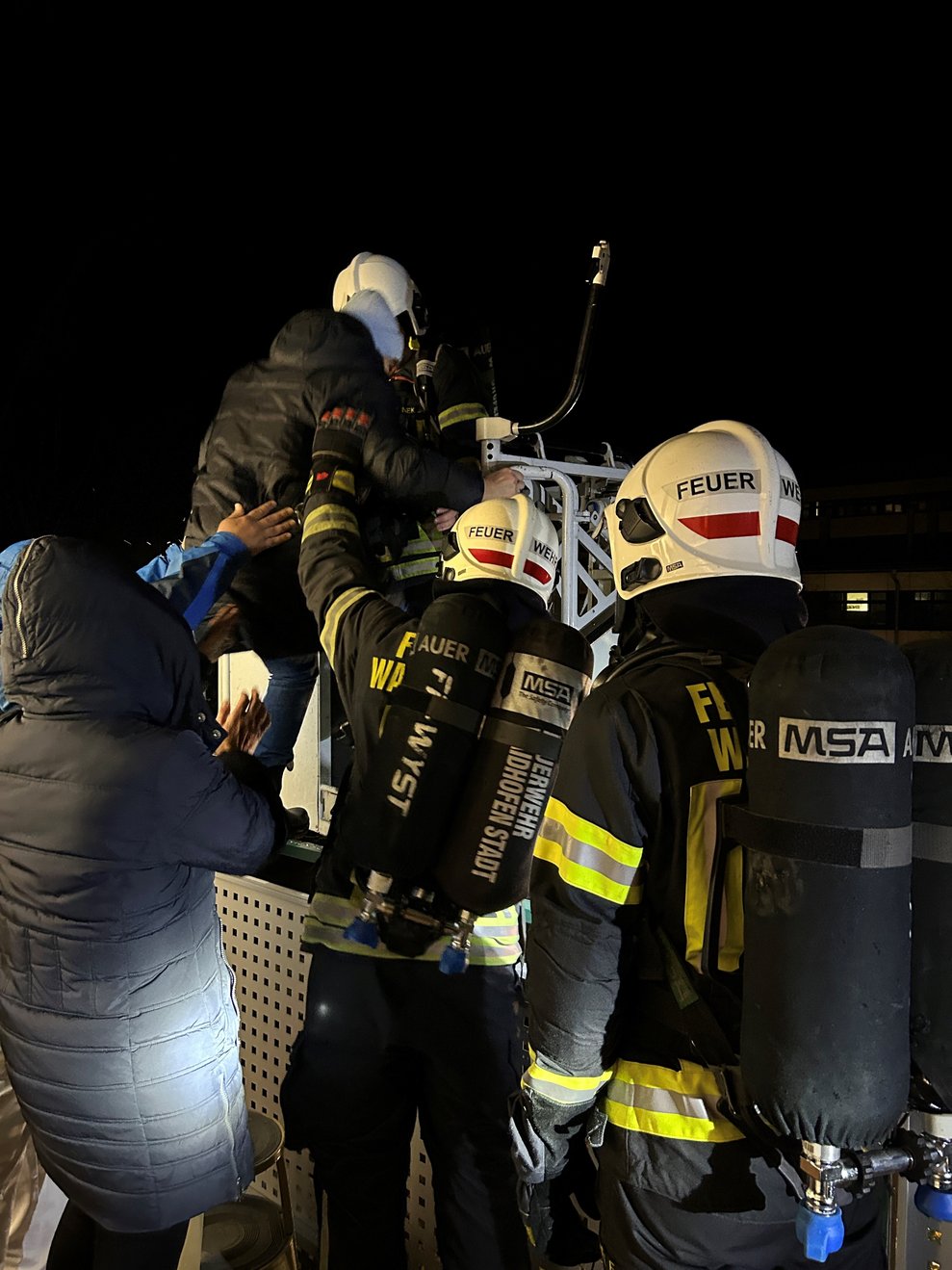 Evakuierung mittels Drehleiter